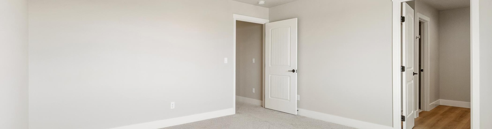 Grapevine Ct, West Richland, Washington 99353, 4 Bedrooms Bedrooms, 0 ,3 BathroomsBathrooms,Condos/townhomes,For Sale,Grapevine Ct,0,288042