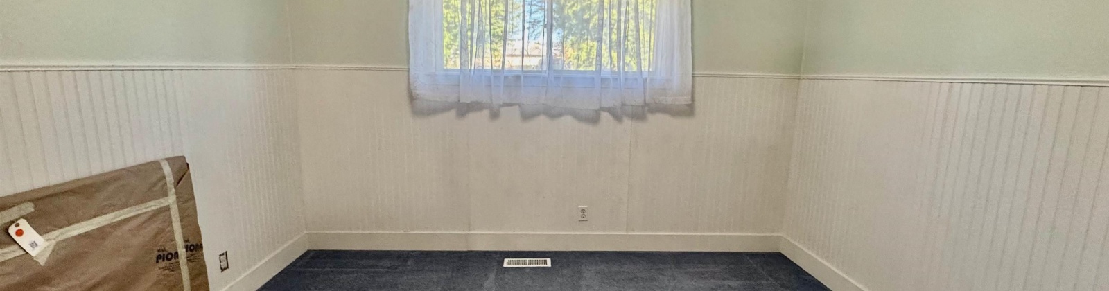 Hedrick Pl, Grandview, Washington 98930, 3 Bedrooms Bedrooms, 0 ,2 BathroomsBathrooms,Houses,For Sale,Hedrick Pl,0,288059