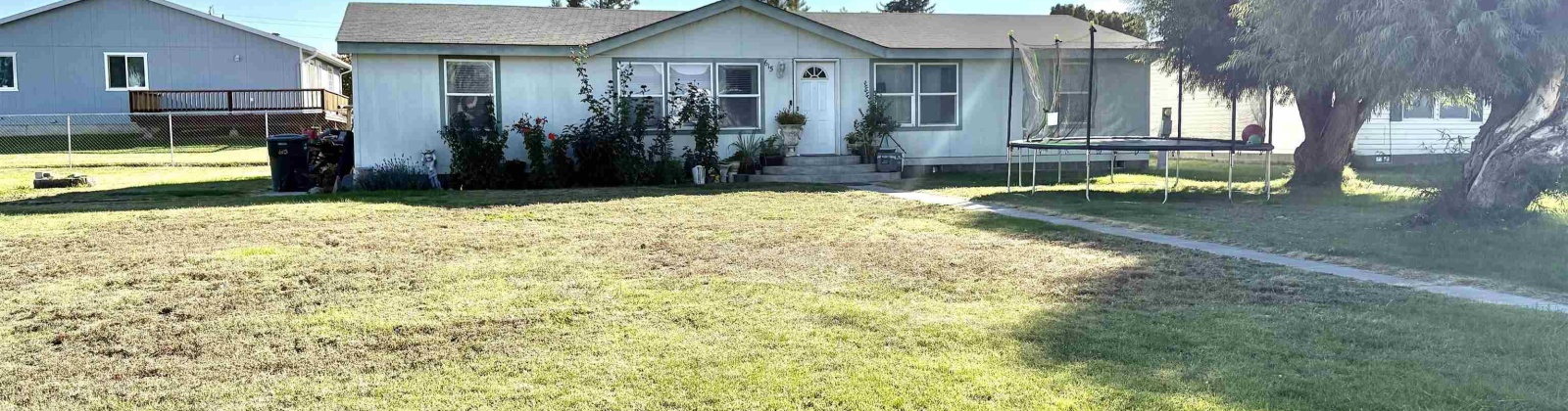 Grant Ct, Grandview, Washington 98930, 4 Bedrooms Bedrooms, 0 ,2 BathroomsBathrooms,Manufactured Homes,For Sale,Grant Ct,0,288067