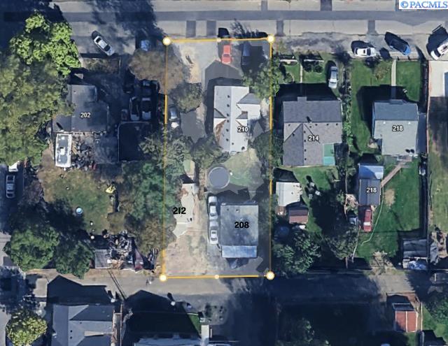 5th Avenue, Kennewick, Washington 99336, 6 Bedrooms Bedrooms, 0 ,3 BathroomsBathrooms,Multi-family,For Sale,5th Avenue,0,288072
