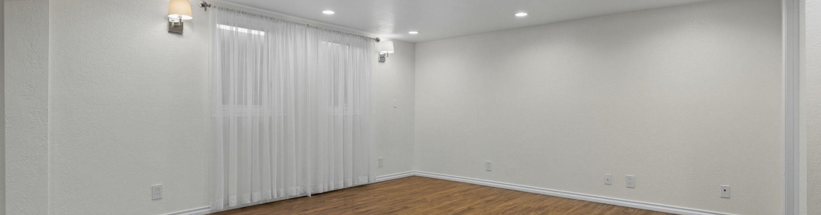 Dennis St, Kennewick, Washington 99336, 5 Bedrooms Bedrooms, 0 ,2 BathroomsBathrooms,Houses,For Sale,Dennis St,0,288068