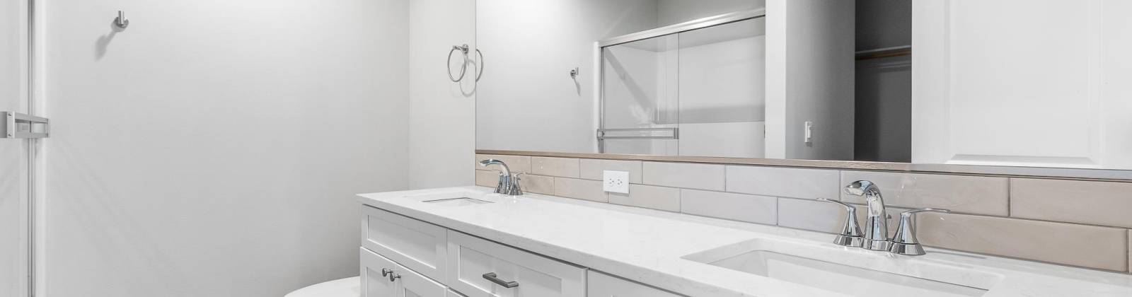 Grapevine Ct, West Richland, Washington 99353, 3 Bedrooms Bedrooms, 0 ,3 BathroomsBathrooms,Condos/townhomes,For Sale,Grapevine Ct,0,288069