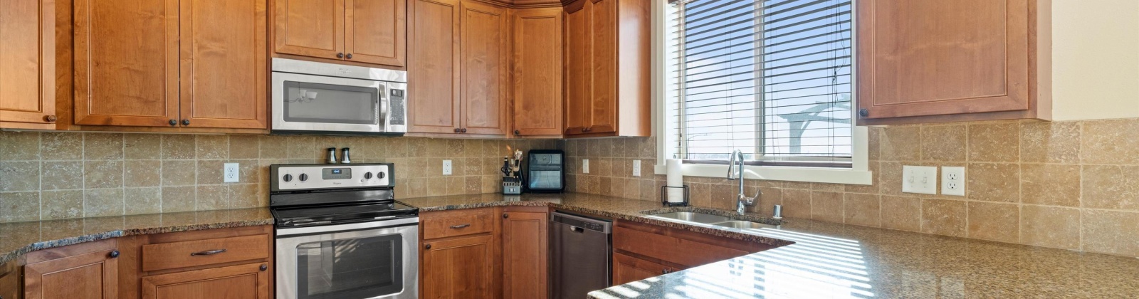 Honolulu Dr, Pasco, Washington 99301, 3 Bedrooms Bedrooms, 0 ,3 BathroomsBathrooms,Houses,For Sale,Honolulu Dr,0,288071