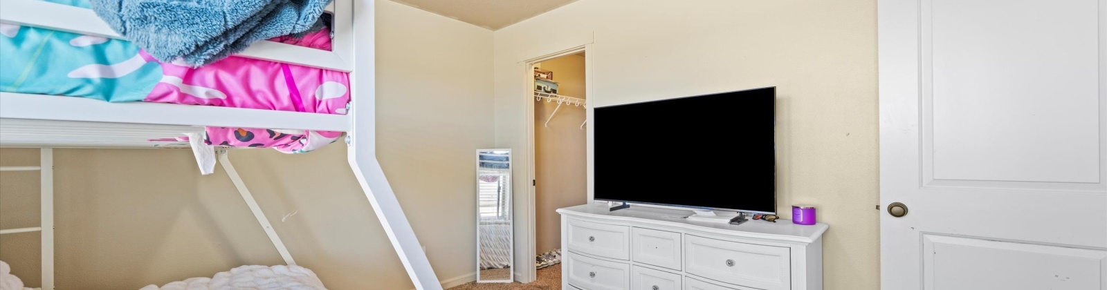 Honolulu Dr, Pasco, Washington 99301, 3 Bedrooms Bedrooms, 0 ,3 BathroomsBathrooms,Houses,For Sale,Honolulu Dr,0,288071
