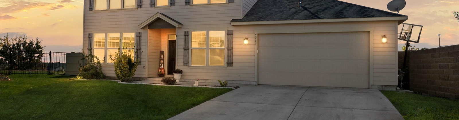 Honolulu Dr, Pasco, Washington 99301, 3 Bedrooms Bedrooms, 0 ,3 BathroomsBathrooms,Houses,For Sale,Honolulu Dr,0,288071