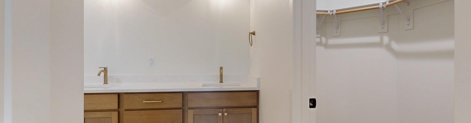 Grove Court, West Richland, Washington 99353, 3 Bedrooms Bedrooms, 0 ,2 BathroomsBathrooms,Condos/townhomes,For Sale,Grove Court,0,288075