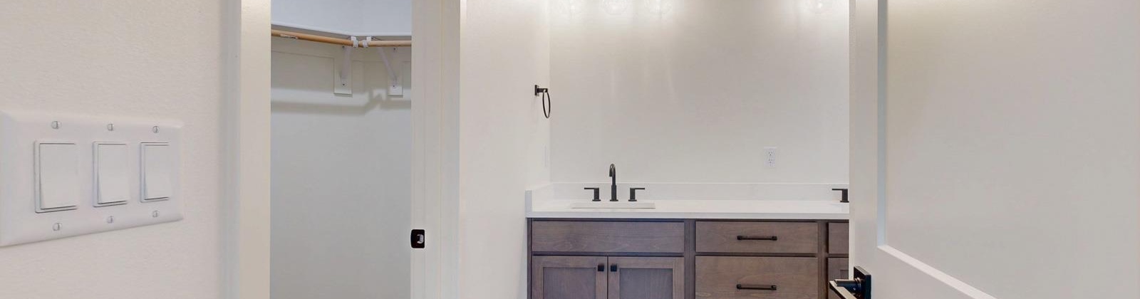 Grove Court, West Richland, Washington 99353, 3 Bedrooms Bedrooms, 0 ,2 BathroomsBathrooms,Condos/townhomes,For Sale,Grove Court,0,288076