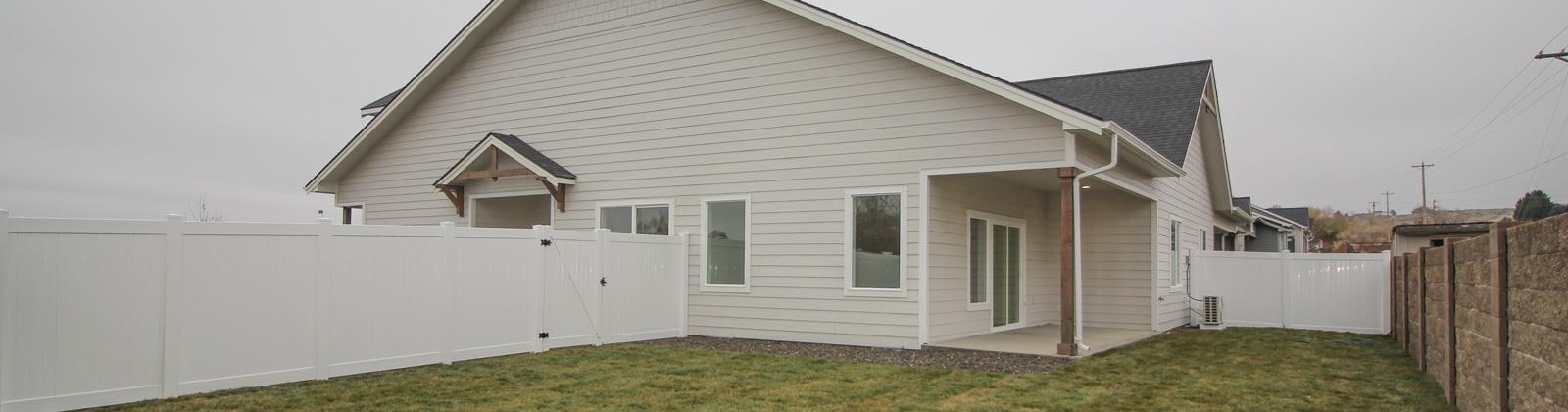 Grove Court, West Richland, Washington 99353, 3 Bedrooms Bedrooms, 0 ,2 BathroomsBathrooms,Condos/townhomes,For Sale,Grove Court,0,288076