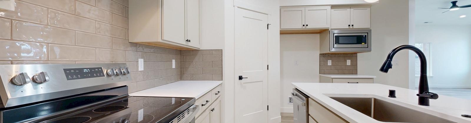 Grove Court, West Richland, Washington 99353, 3 Bedrooms Bedrooms, 0 ,2 BathroomsBathrooms,Condos/townhomes,For Sale,Grove Court,0,288076