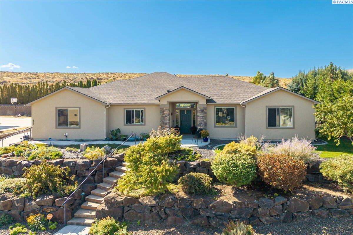 Heritage Hills Dr, Richland, Washington 99352, 4 Bedrooms Bedrooms, 0 ,2 BathroomsBathrooms,Houses,For Sale,Heritage Hills Dr,0,288094
