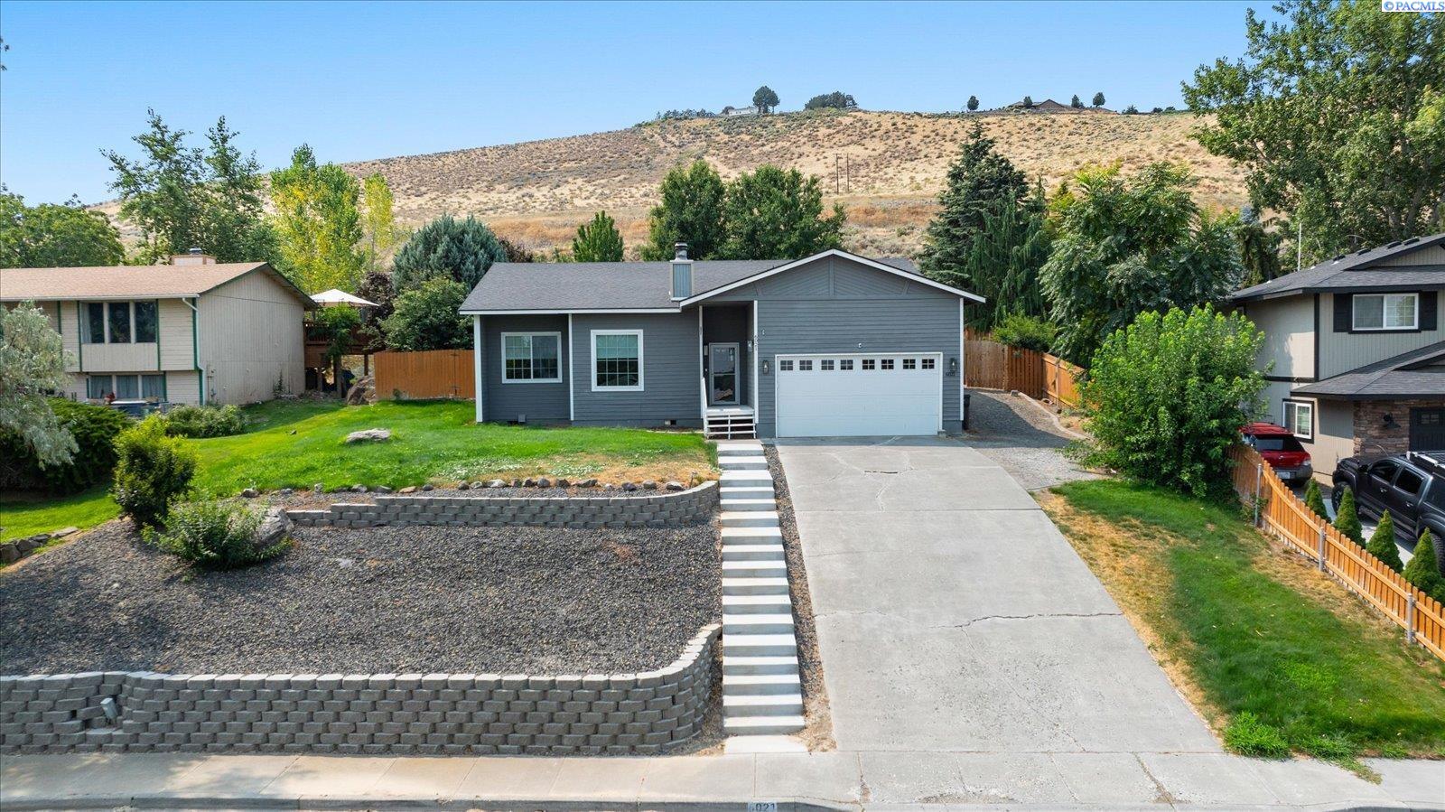 20th Avenue, Kennewick, Washington 99338, 3 Bedrooms Bedrooms, 0 ,2 BathroomsBathrooms,Houses,For Sale,20th Avenue,0,288096