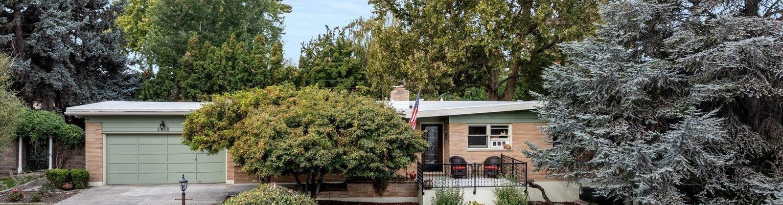 Everett Place, Kennewick, Washington 99337, 4 Bedrooms Bedrooms, 0 ,3 BathroomsBathrooms,Houses,For Sale,Everett Place,0,288099