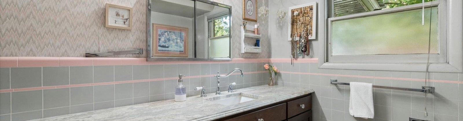 Everett Place, Kennewick, Washington 99337, 4 Bedrooms Bedrooms, 0 ,3 BathroomsBathrooms,Houses,For Sale,Everett Place,0,288099