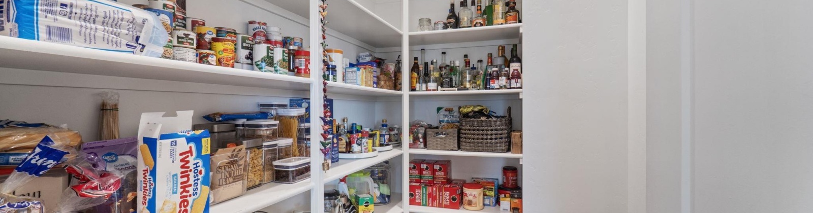 Waylon Drive, West Richland, Washington 99353, 5 Bedrooms Bedrooms, 0 ,4 BathroomsBathrooms,Houses,For Sale,Waylon Drive,0,288104