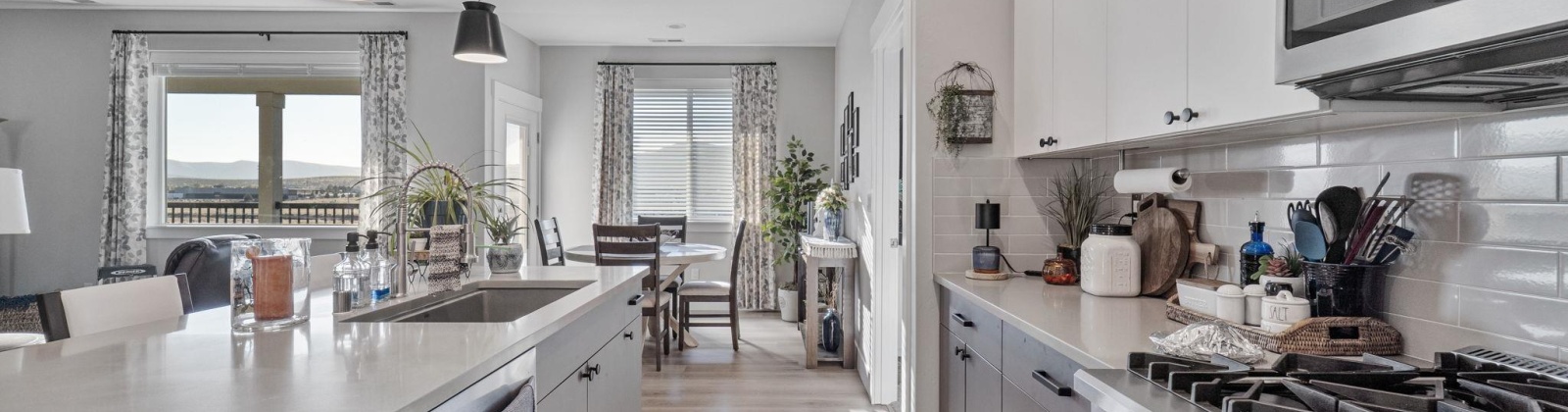 Waylon Drive, West Richland, Washington 99353, 5 Bedrooms Bedrooms, 0 ,4 BathroomsBathrooms,Houses,For Sale,Waylon Drive,0,288104