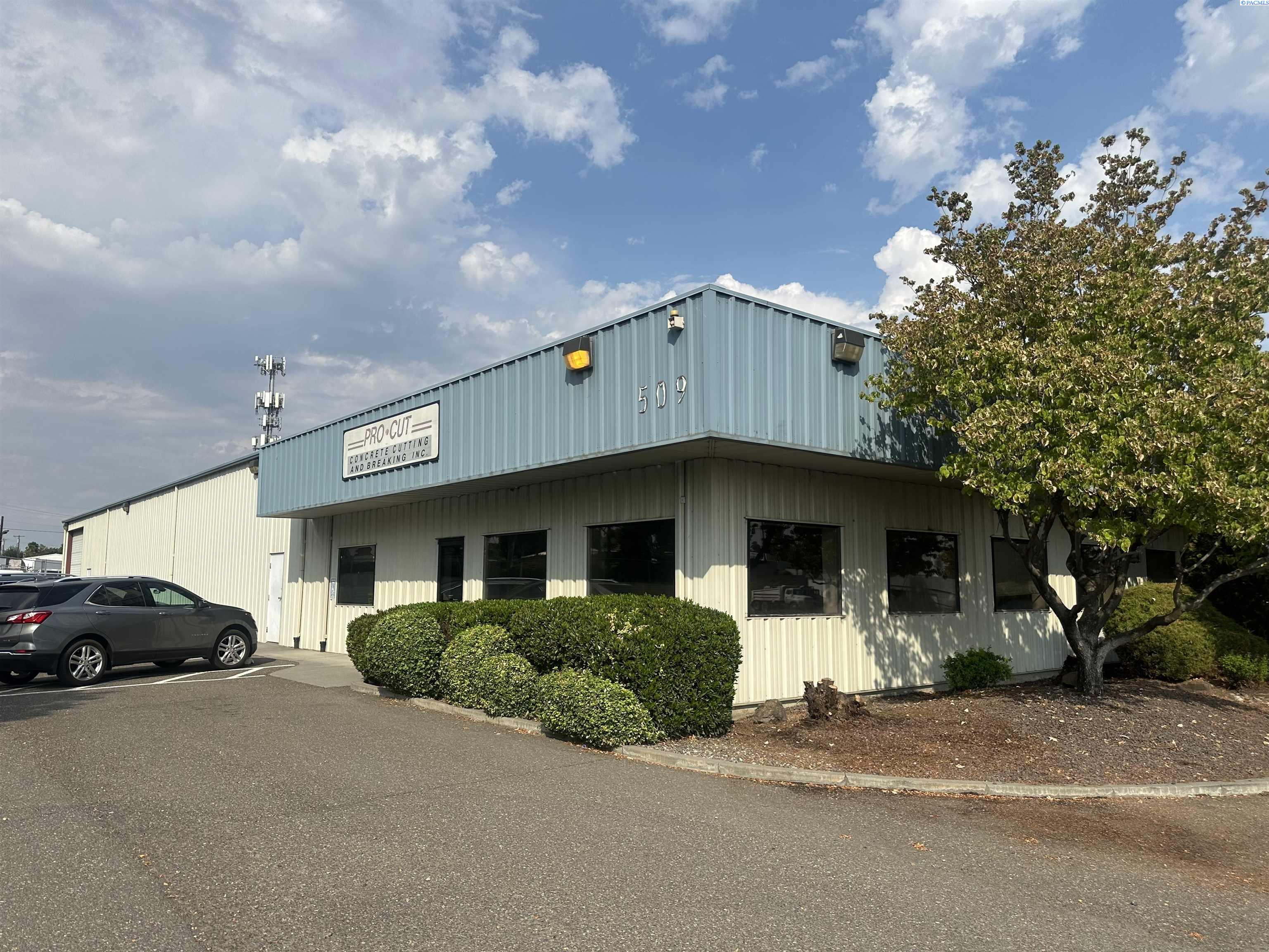 1st Avenue, Kennewick, Washington 99336, 0 , 0 ,41 BathroomsBathrooms,Commercial,For Sale,1st Avenue,0,288121