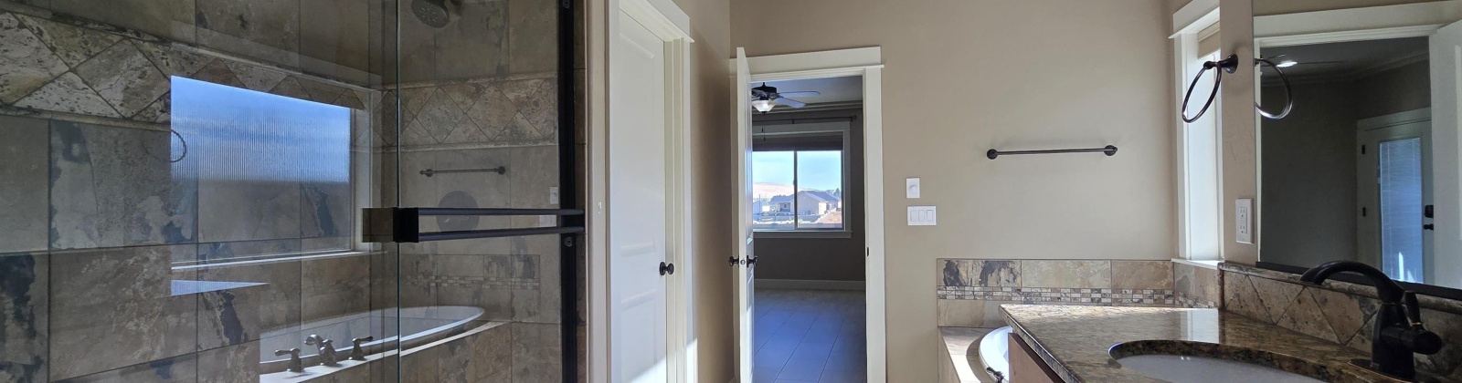 Karlee Drive, Richland, Washington 99352, 4 Bedrooms Bedrooms, 0 ,3 BathroomsBathrooms,Houses,For Rent,Karlee Drive,0,288108