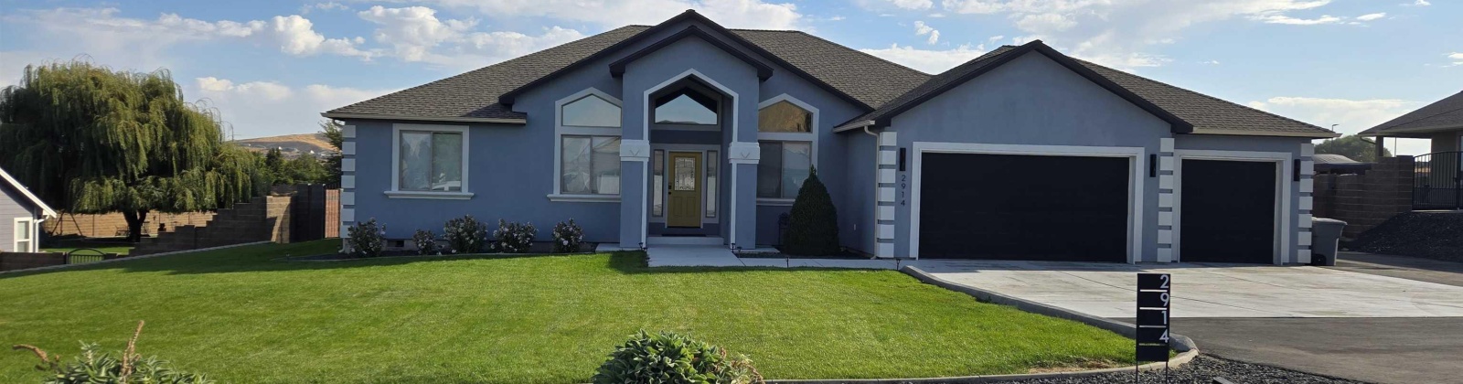 Karlee Drive, Richland, Washington 99352, 4 Bedrooms Bedrooms, 0 ,3 BathroomsBathrooms,Houses,For Rent,Karlee Drive,0,288108