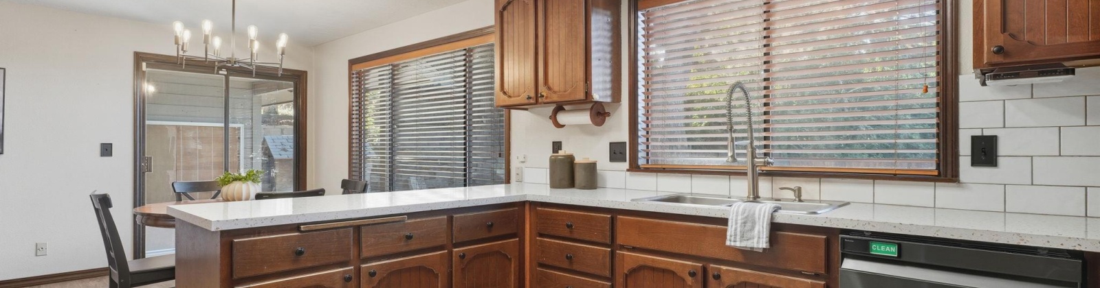 Hills West Way, Richland, Washington 99352, 5 Bedrooms Bedrooms, 0 ,4 BathroomsBathrooms,Houses,For Sale,Hills West Way,0,288112