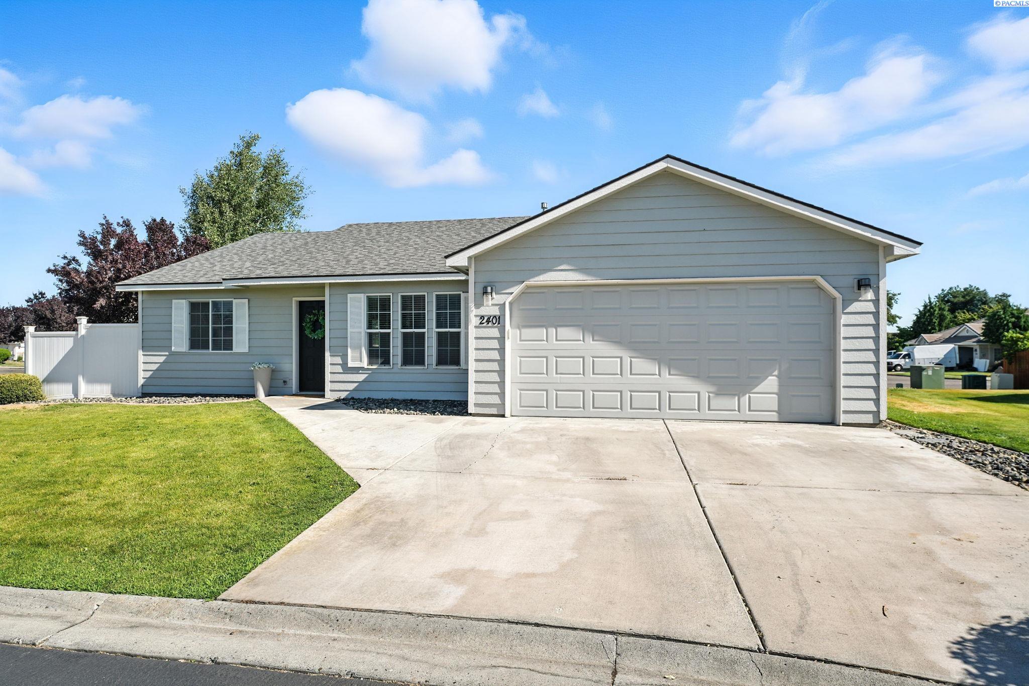 Arthur Circle, Kennewick, Washington 99338, 3 Bedrooms Bedrooms, 0 ,2 BathroomsBathrooms,Houses,For Sale,Arthur Circle,0,288114