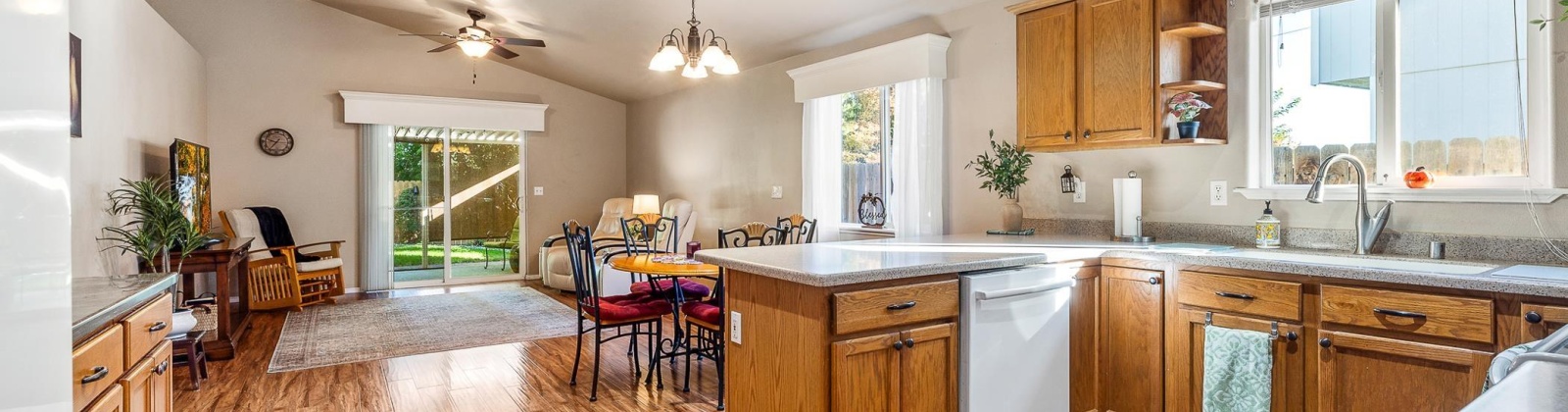 Bonnie Ave., Kennewick, Washington 99336, 3 Bedrooms Bedrooms, 0 ,2 BathroomsBathrooms,Houses,For Sale,Bonnie Ave.,0,288118