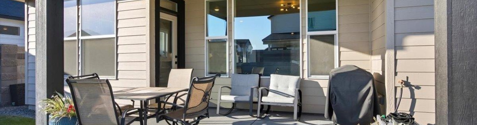 Lennox St, West Richland, Washington 99353, 3 Bedrooms Bedrooms, 0 ,2 BathroomsBathrooms,Houses,For Sale,Lennox St,0,288124