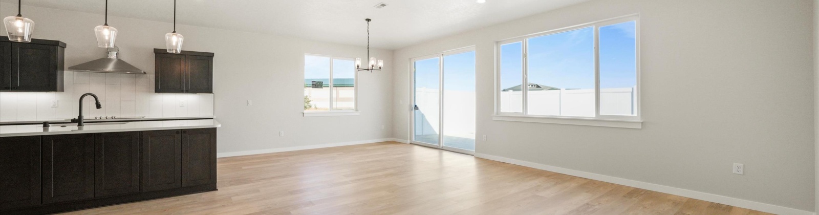 Fairhaven Loop, Richland, Washington 99352, 9 Bedrooms Bedrooms, 0 ,6 BathroomsBathrooms,Multi-family,For Sale,Fairhaven Loop,0,288138