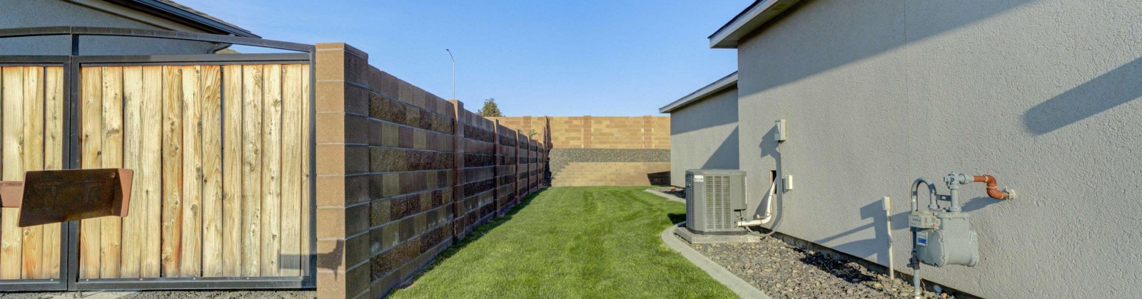 Courtney Dr, Pasco, Washington 99301-3090, 4 Bedrooms Bedrooms, 0 ,2 BathroomsBathrooms,Houses,For Sale,Courtney Dr,0,288144