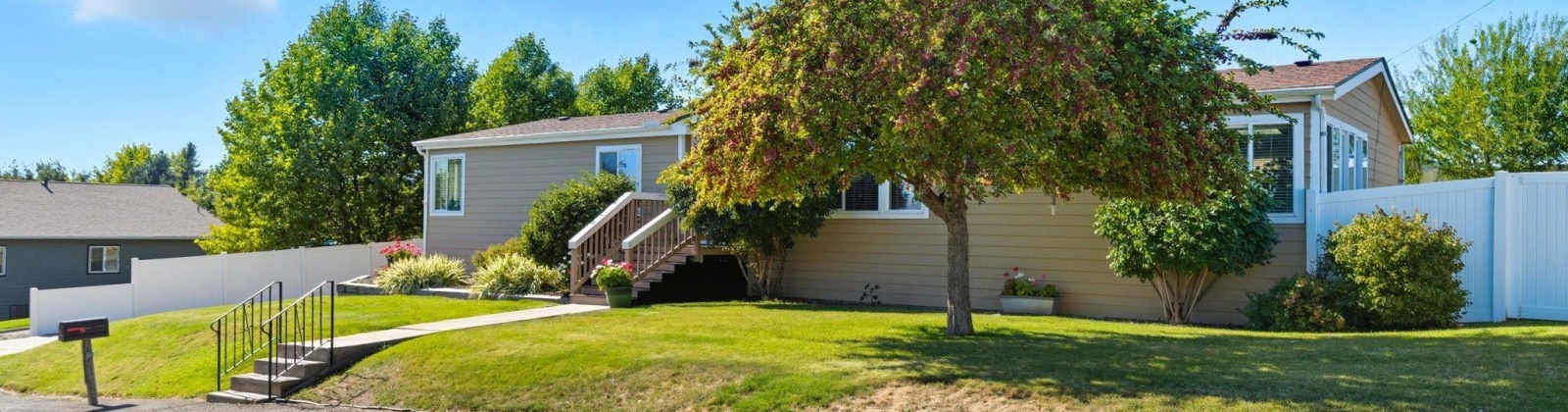 Hillcrest Drive, Colfax, Washington 99111, 3 Bedrooms Bedrooms, 0 ,2 BathroomsBathrooms,Manufactured Homes,For Sale,Hillcrest Drive,0,288170