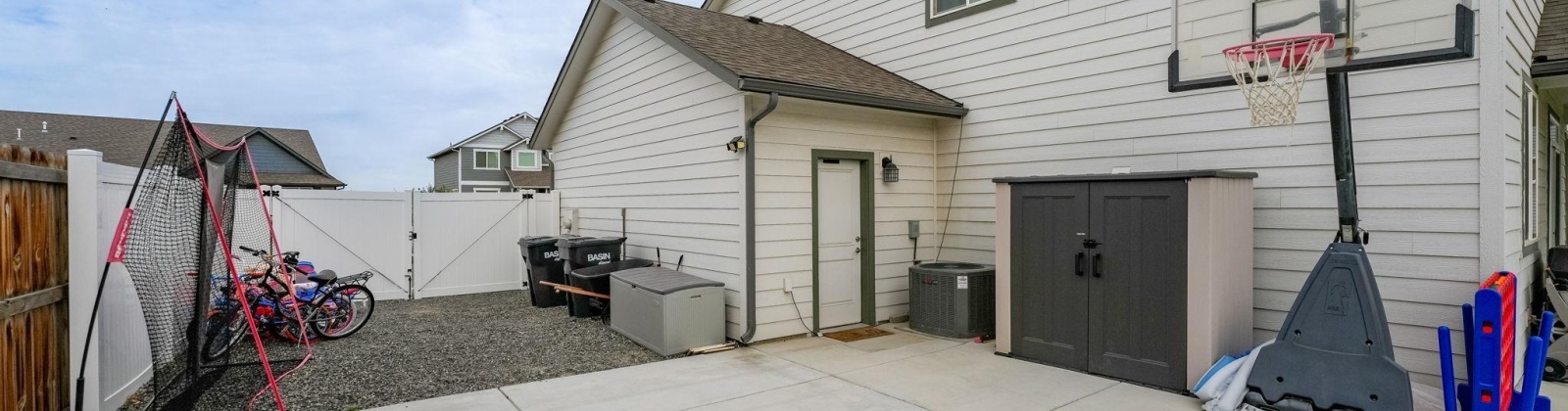 Nauvoo Lane, Pasco, Washington 99301, 4 Bedrooms Bedrooms, 0 ,3 BathroomsBathrooms,Houses,For Sale,Nauvoo Lane,0,288169