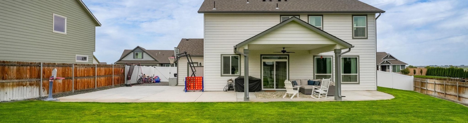 Nauvoo Lane, Pasco, Washington 99301, 4 Bedrooms Bedrooms, 0 ,3 BathroomsBathrooms,Houses,For Sale,Nauvoo Lane,0,288169