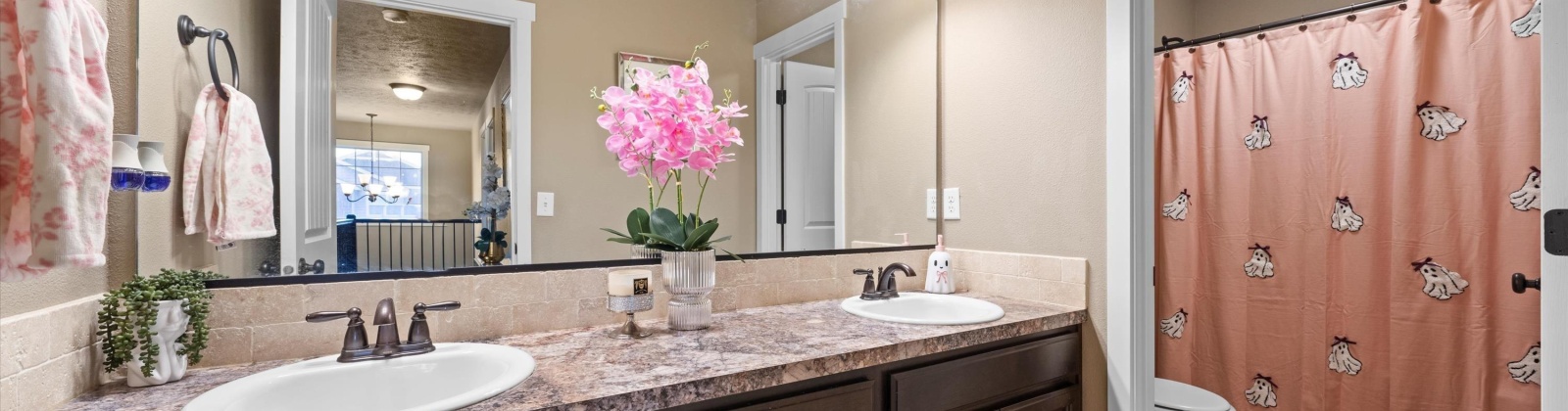 Liberty Ln, Sunnyside, Washington 98944, 4 Bedrooms Bedrooms, 0 ,3 BathroomsBathrooms,Houses,For Sale,Liberty Ln,0,288192