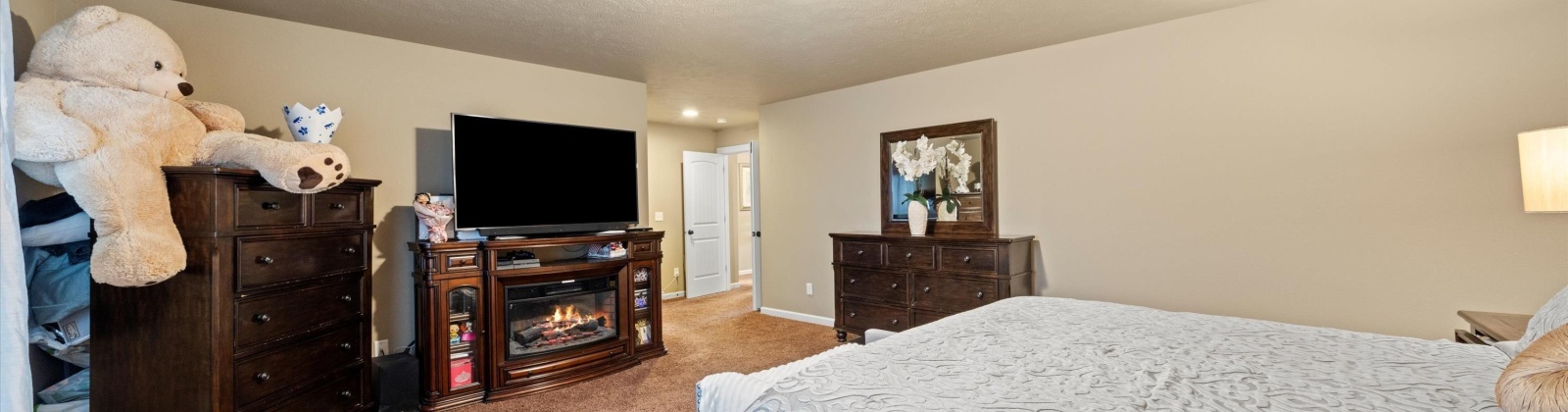 Liberty Ln, Sunnyside, Washington 98944, 4 Bedrooms Bedrooms, 0 ,3 BathroomsBathrooms,Houses,For Sale,Liberty Ln,0,288192