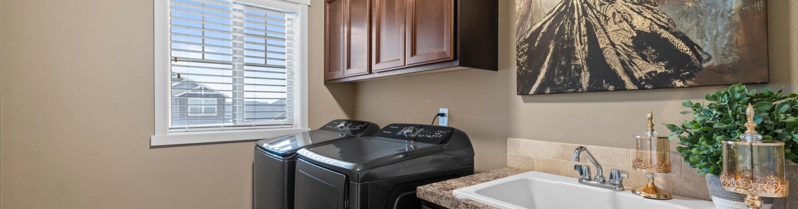 Liberty Ln, Sunnyside, Washington 98944, 4 Bedrooms Bedrooms, 0 ,3 BathroomsBathrooms,Houses,For Sale,Liberty Ln,0,288192