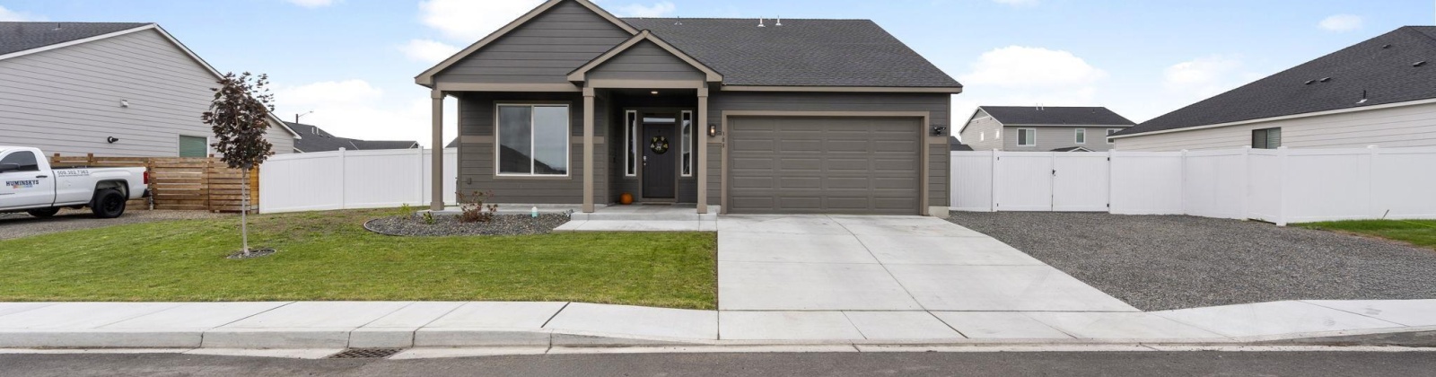 Ruby Ave, Grandview, Washington 98930, 4 Bedrooms Bedrooms, 0 ,2 BathroomsBathrooms,Houses,For Sale,Ruby Ave,0,288191