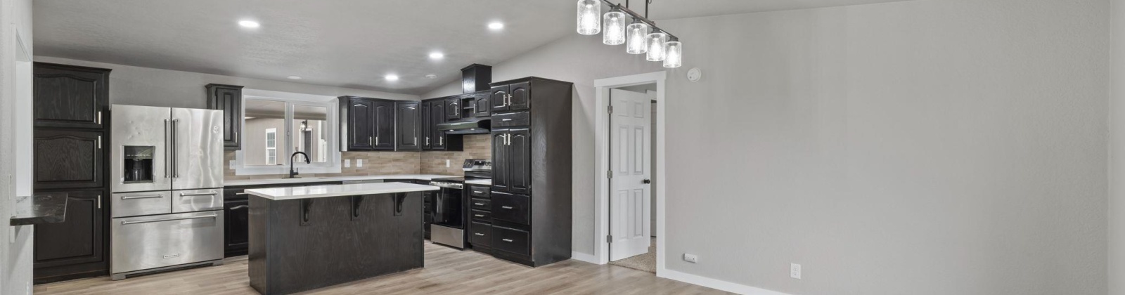 Dennis, Kennewick, Washington 99337, 3 Bedrooms Bedrooms, 0 ,2 BathroomsBathrooms,Manufactured Homes,For Sale,Dennis,0,288196