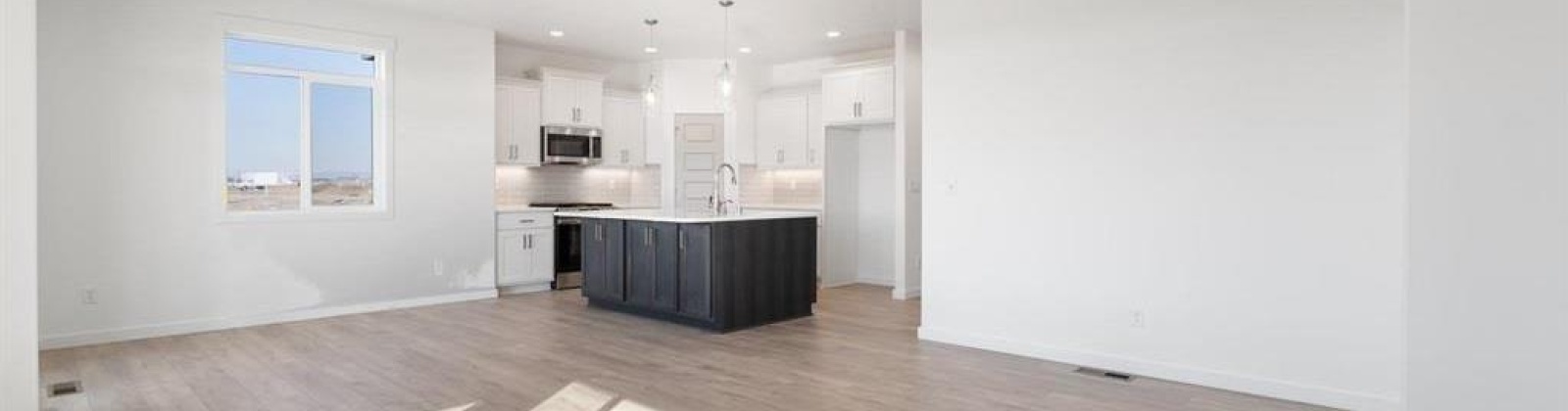 Silver Mound Dr, Pasco, Washington 99301, 4 Bedrooms Bedrooms, 0 ,3 BathroomsBathrooms,Houses,For Sale,Silver Mound Dr,0,288195