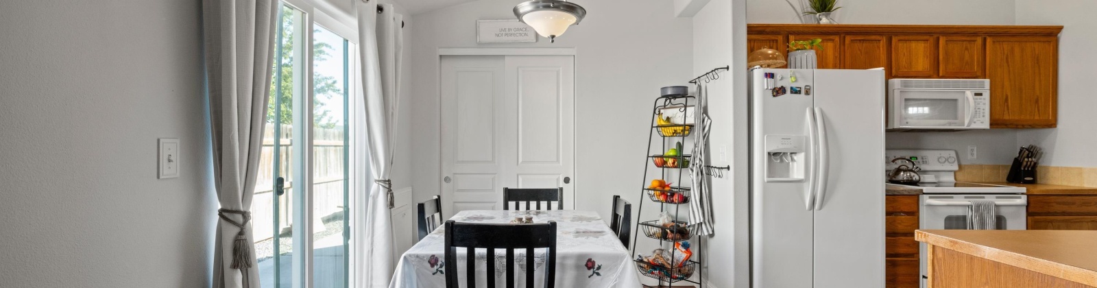 Enzian Falls Dr, Pasco, Washington 99301, 3 Bedrooms Bedrooms, 0 ,2 BathroomsBathrooms,Houses,For Sale,Enzian Falls Dr,0,288202