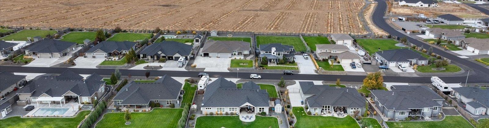 Wallowa Road, Kennewick, Washington 99338, 4 Bedrooms Bedrooms, 0 ,3 BathroomsBathrooms,Houses,For Sale,Wallowa Road,0,288211