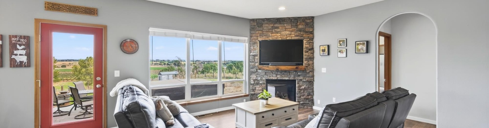 Wells Gap Rd, Prosser, Washington 99350, 3 Bedrooms Bedrooms, 0 ,2 BathroomsBathrooms,Houses,For Sale,Wells Gap Rd,0,288217