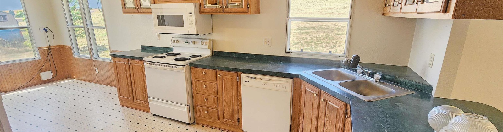 1st, Endicott, Washington 99125, 3 Bedrooms Bedrooms, 0 ,2 BathroomsBathrooms,Manufactured Homes,For Sale,1st,0,286449