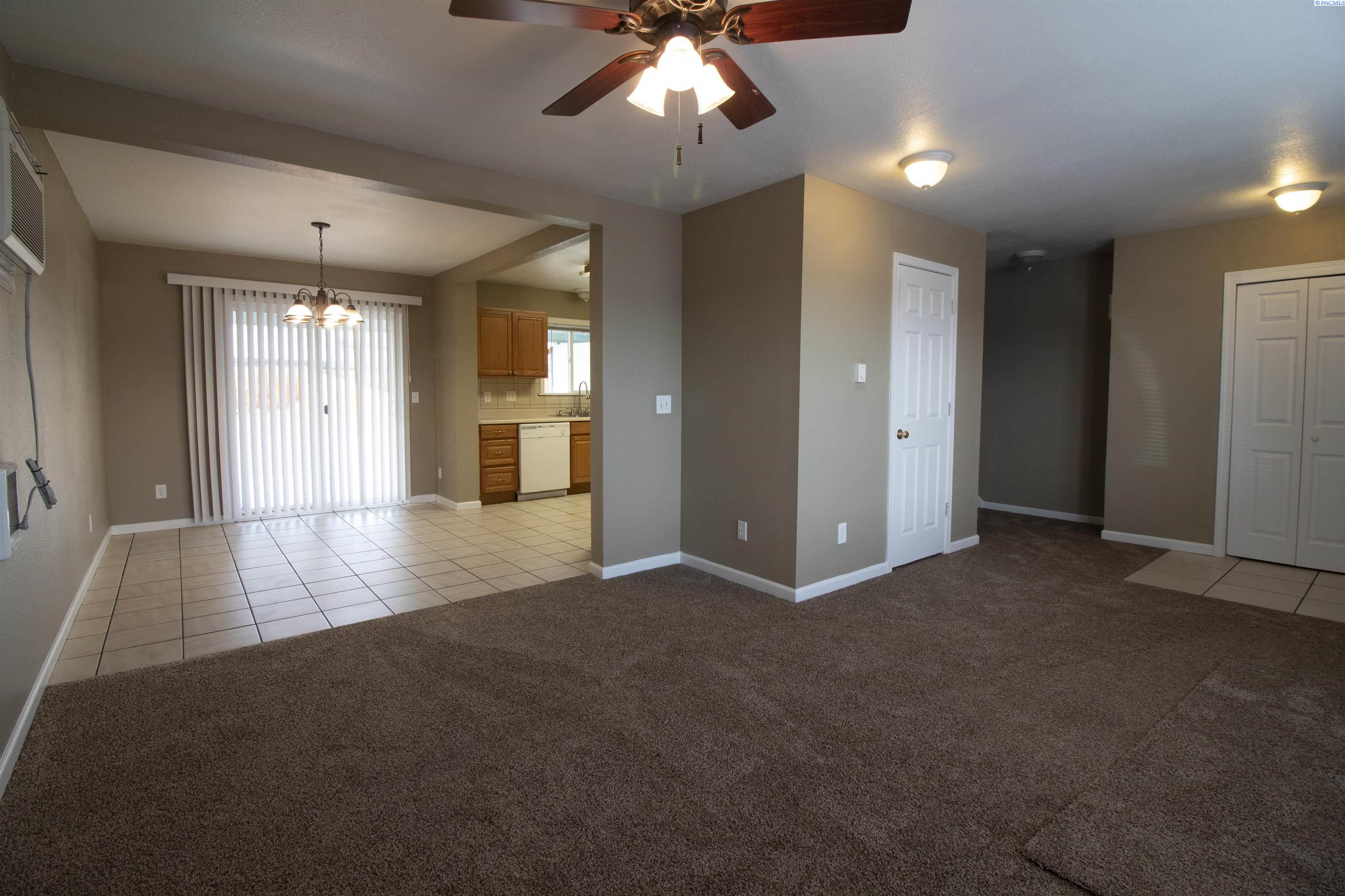 Jadwin Avenue, Richland, Washington 99354, 4 Bedrooms Bedrooms, 0 ,2 BathroomsBathrooms,Multi-family,For Rent,Jadwin Avenue,0,288248