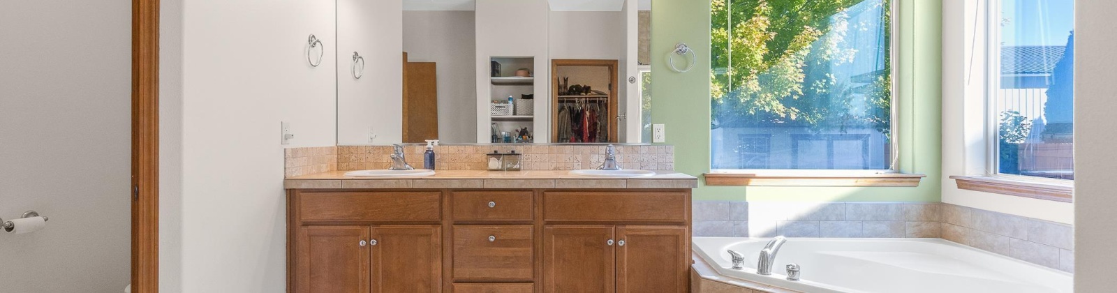Oasis Street, West Richland, Washington 99353, 3 Bedrooms Bedrooms, 0 ,2 BathroomsBathrooms,Houses,For Sale,Oasis Street,0,288253