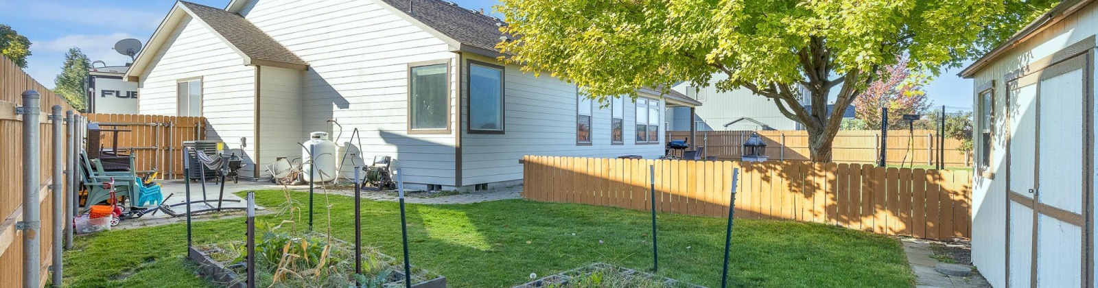 Oasis Street, West Richland, Washington 99353, 3 Bedrooms Bedrooms, 0 ,2 BathroomsBathrooms,Houses,For Sale,Oasis Street,0,288253