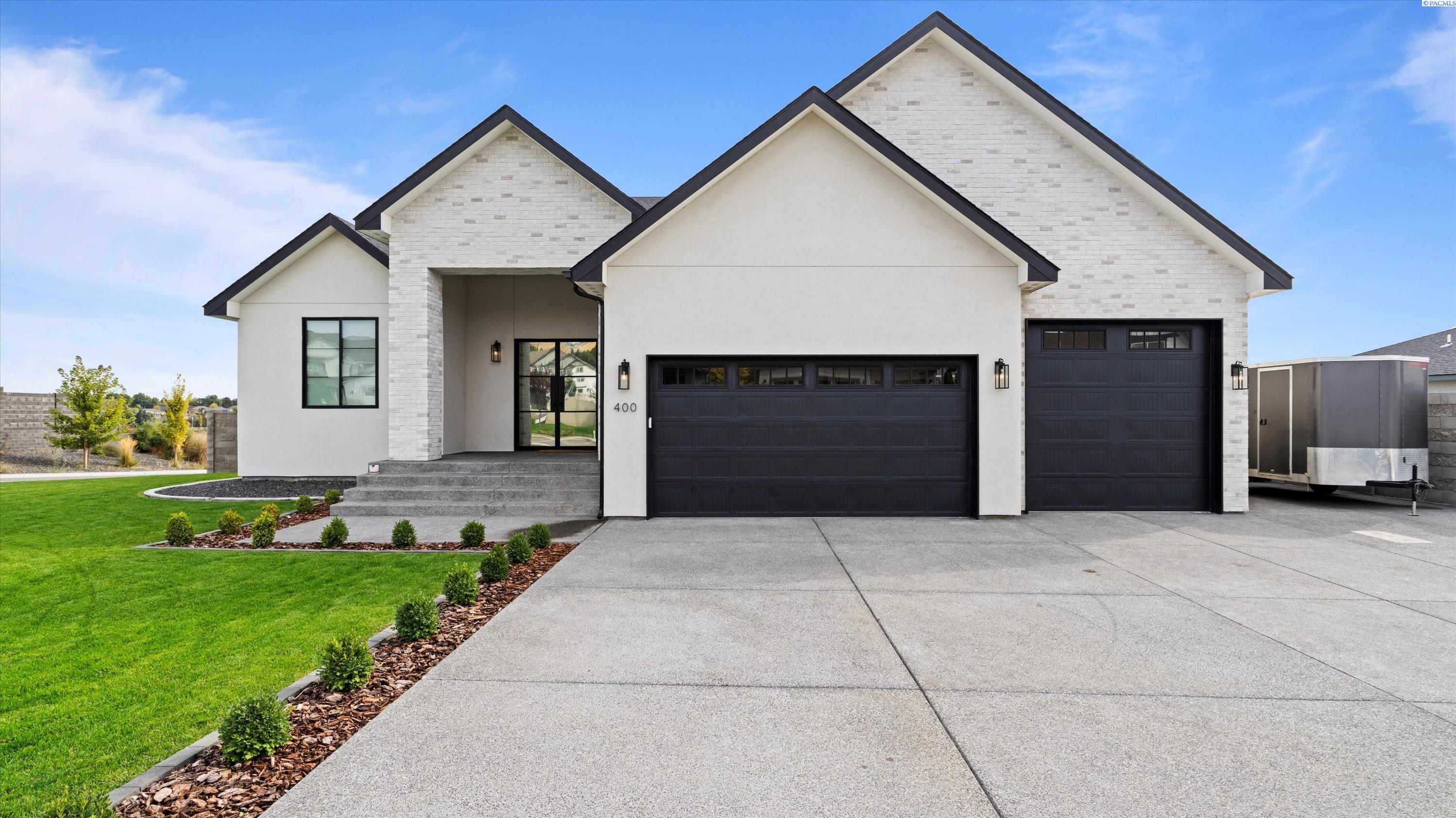 Piper Street, Richland, Washington 99352, 5 Bedrooms Bedrooms, 0 ,4 BathroomsBathrooms,Houses,For Sale,Piper Street,0,287977