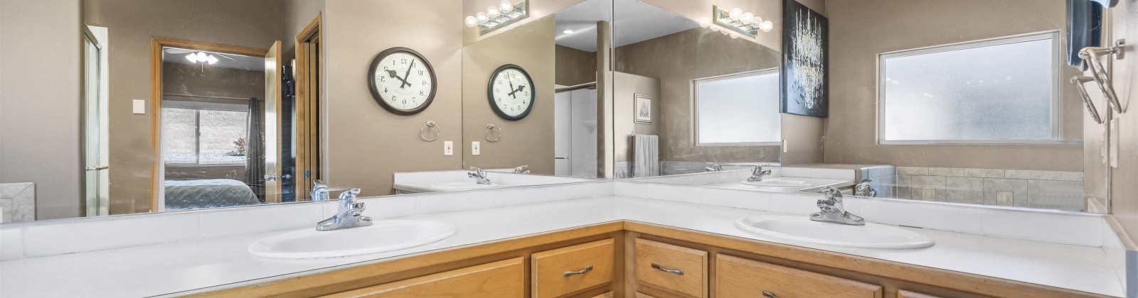11th Ave, Kennewick, Washington 99338, 4 Bedrooms Bedrooms, 0 ,2 BathroomsBathrooms,Houses,For Sale,11th Ave,0,288262