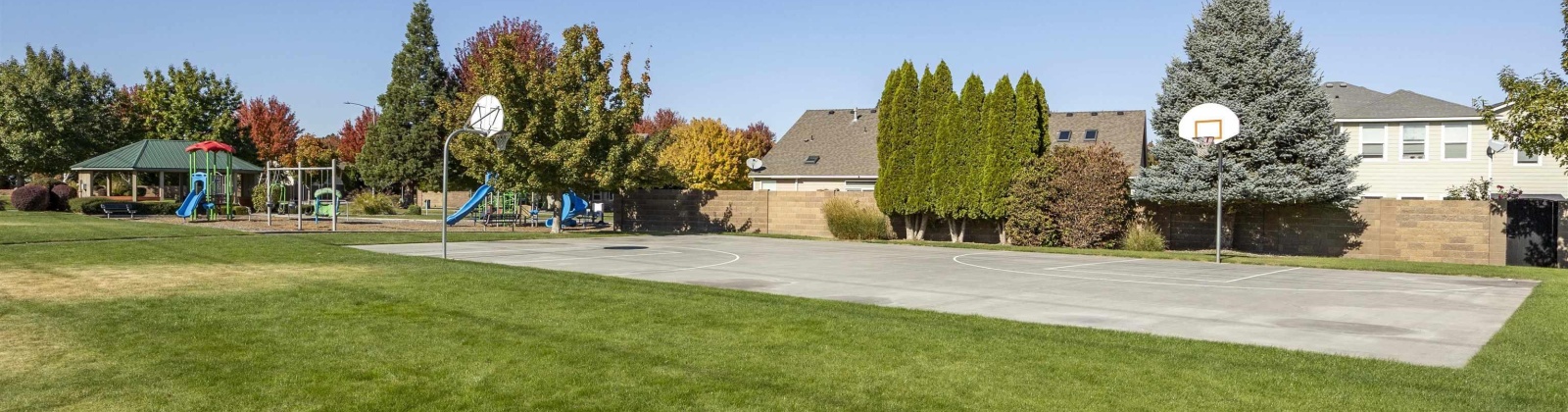11th Ave, Kennewick, Washington 99338, 4 Bedrooms Bedrooms, 0 ,2 BathroomsBathrooms,Houses,For Sale,11th Ave,0,288262