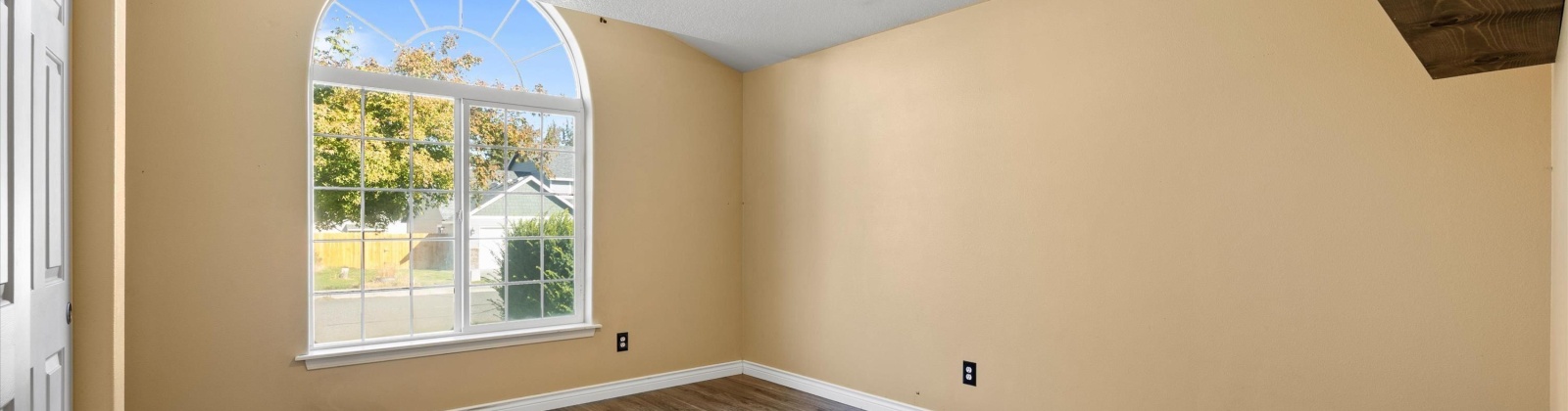 39th Ave, Kennewick, Washington 99336, 4 Bedrooms Bedrooms, 0 ,2 BathroomsBathrooms,Houses,For Sale,39th Ave,0,288279