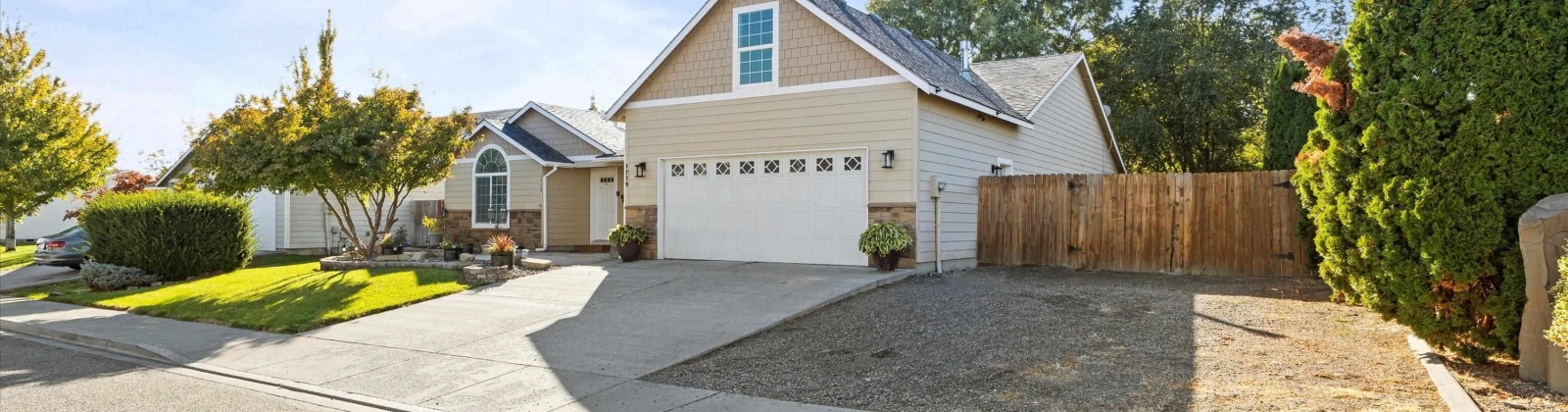 39th Ave, Kennewick, Washington 99336, 4 Bedrooms Bedrooms, 0 ,2 BathroomsBathrooms,Houses,For Sale,39th Ave,0,288279