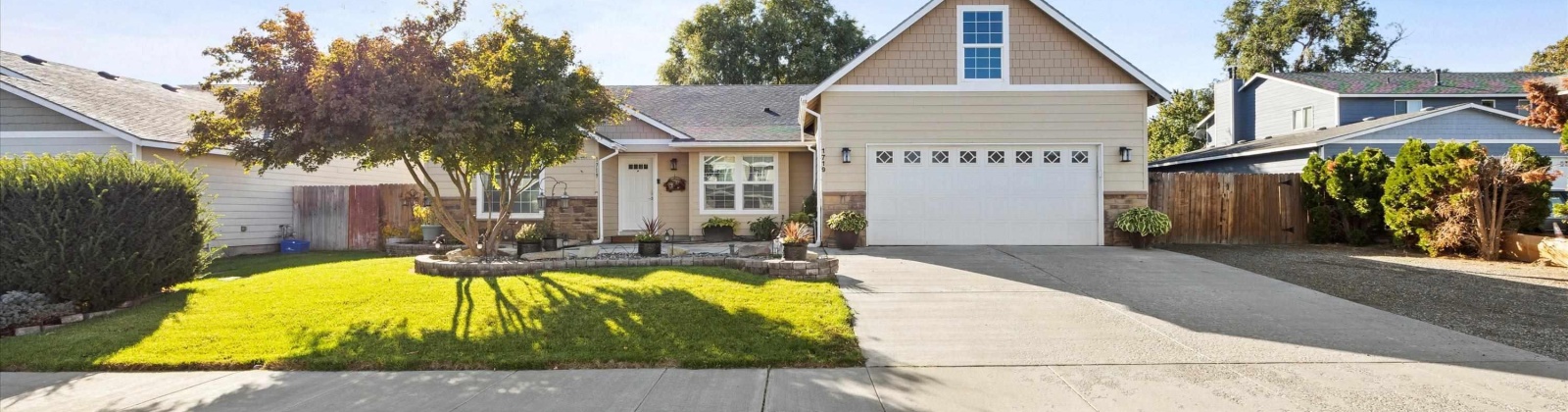 39th Ave, Kennewick, Washington 99336, 4 Bedrooms Bedrooms, 0 ,2 BathroomsBathrooms,Houses,For Sale,39th Ave,0,288279